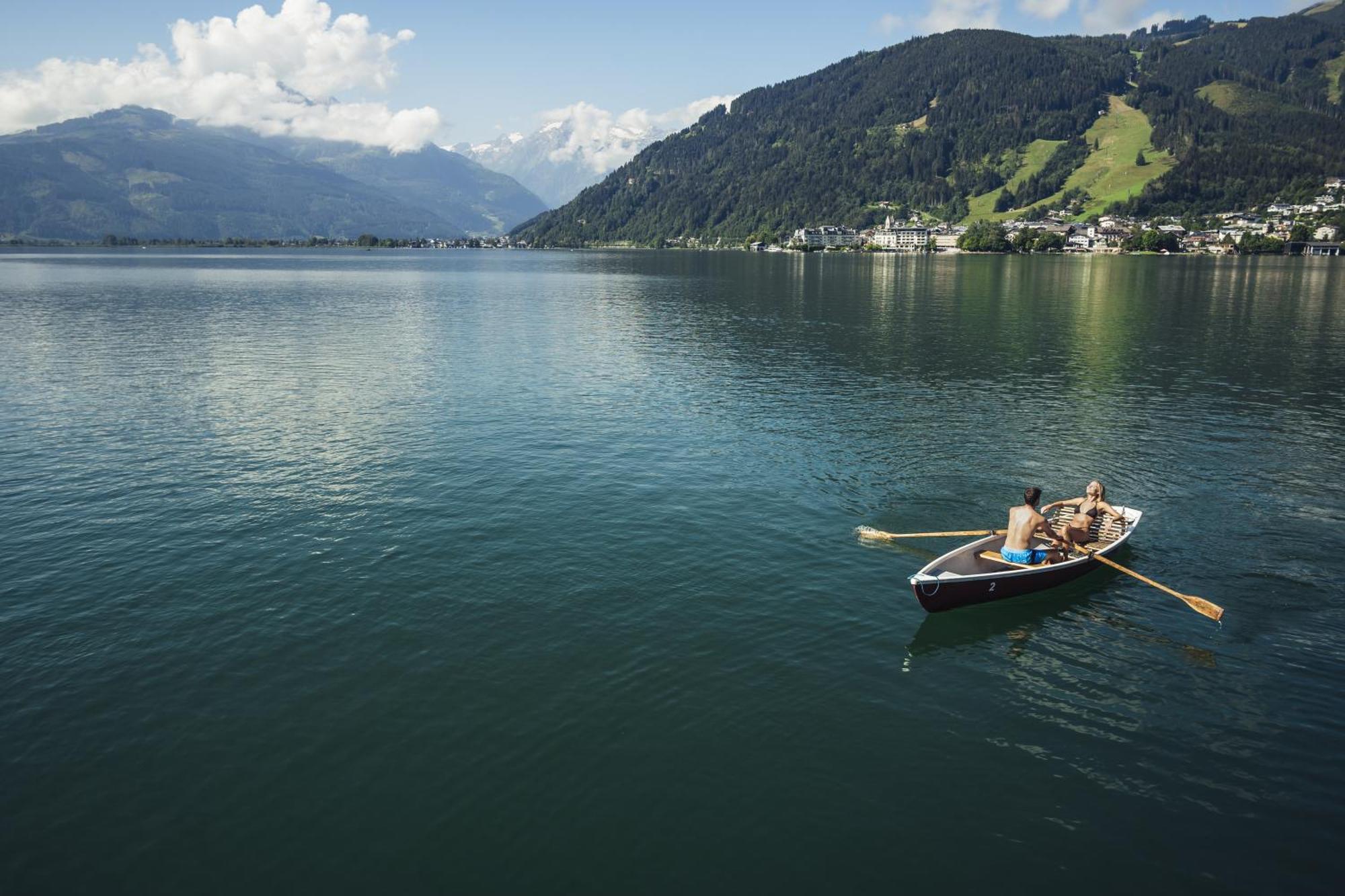 Alpenparks Hotel & Apartment Central Zell Am See Exterior photo